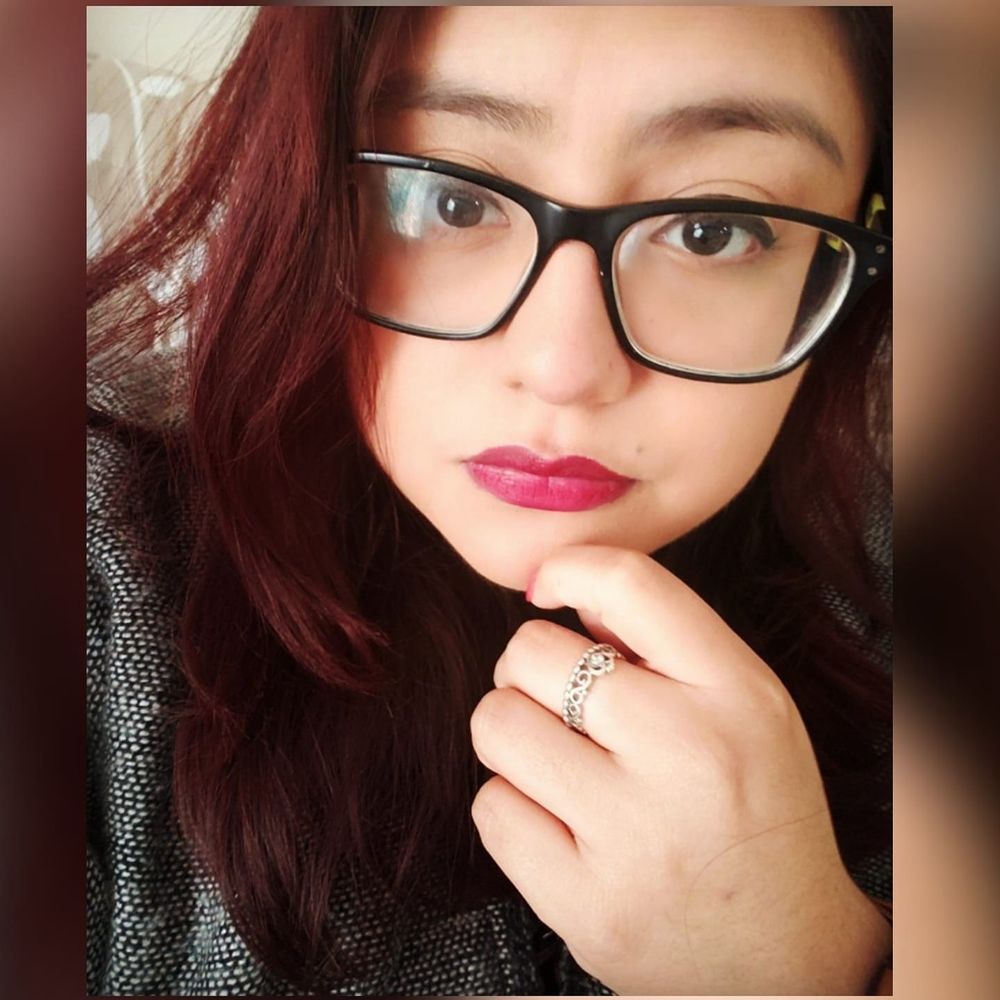 Meet your Posher, Adriana